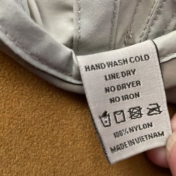 Sun Day Beige Sun Hat Throat Latch With Toggle Wide Brim Neck Protector M - Picture 8 of 9